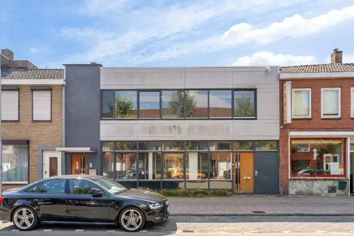 Apartment for sale: Broekhovenseweg 47, Voltterrein Tilburg