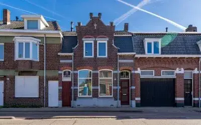 Tussenwoning te koop: Broekhovenseweg 94, Broekhoven II Oost Tilburg