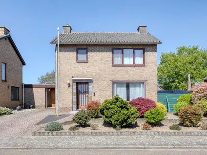 Semi-detached for sale: Broekstraat 9, Brachterbeek Maasbracht