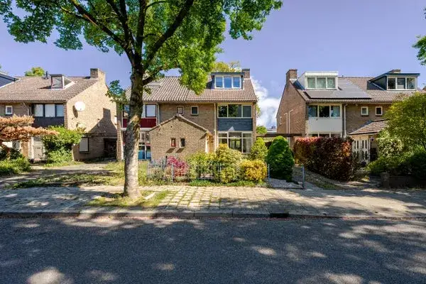 Twee-onder-één-kap te koop: Broekveldseweg 42, Rheden Rheden