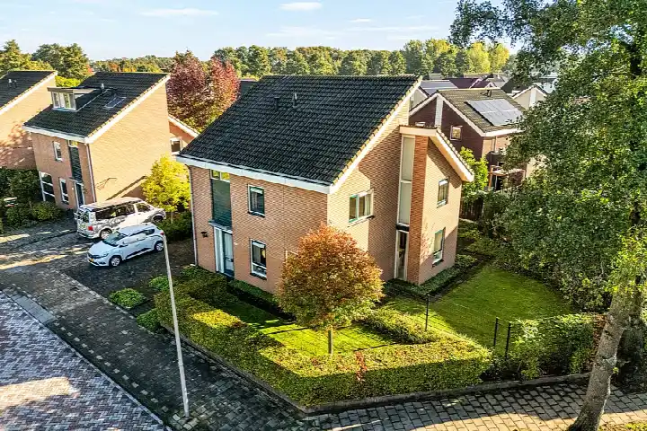 Vrijstaande woning te koop: Bronforelstraat 150, Het Broek Hengelo