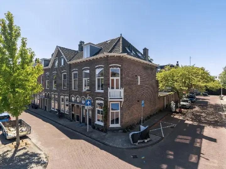 Apartment for sale: Bronkhorststraat 59, Noorderkwartier Leiden