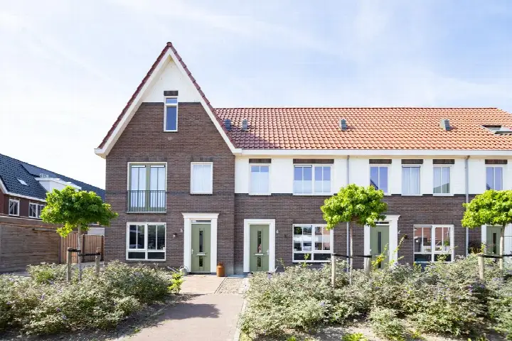 Terraced house for sale: Bronland 3, Spierdijkerweg en omgeving Spierdijk