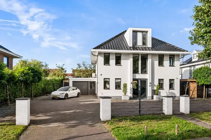 Detached house for sale: Brouwersdam 52, Hoofddorp Floriande West Hoofddorp