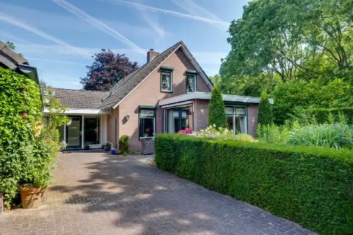 Twee-onder-één-kap te koop: Bruggertweg 3A, Verspreide huizen Beltrum Lintvelde en Avest Beltrum