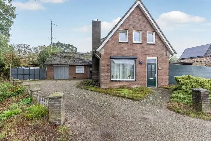 Detached house for sale: Brugstraat 23, Blank Water Someren
