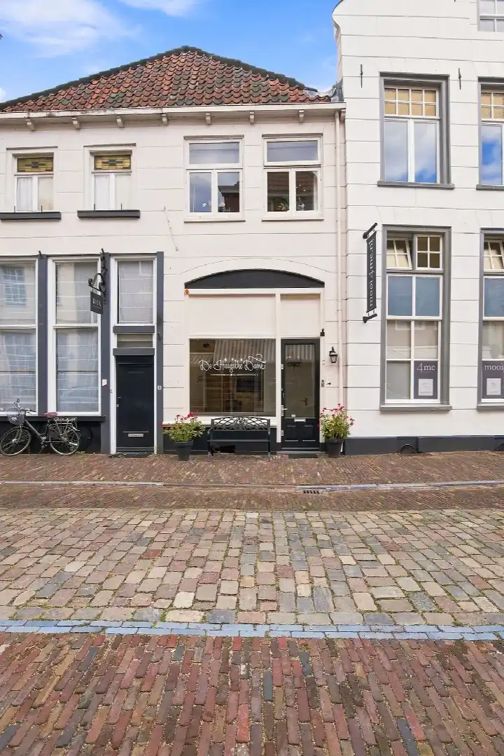 Studio for sale: Brugstraat 7, Binnenstad-Grave Grave