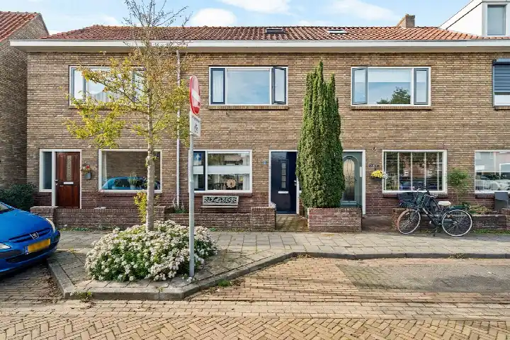Terraced house for sale: Brummelkampstraat 7, Kampen-Zuid Kampen