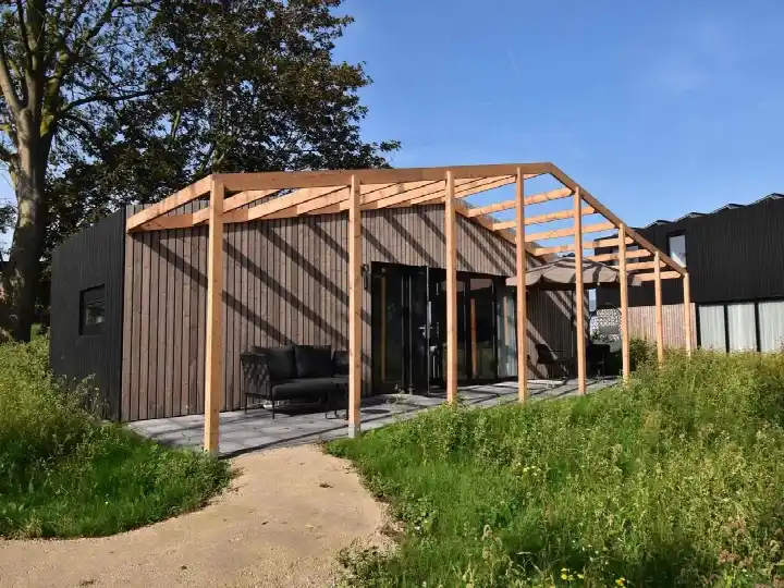 Vrijstaande woning te koop: Buitengronden 7-100, Verspreide huizen Zwartewaal
