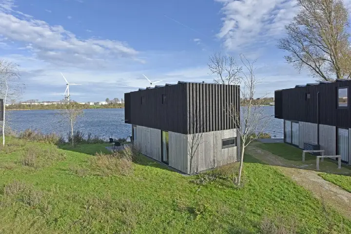 Vrijstaande woning te koop: Buitengronden 7-11, Verspreide huizen Zwartewaal