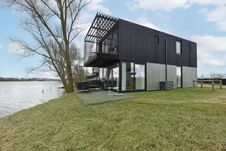 Vrijstaande woning te koop: Buitengronden 7-12, Verspreide huizen Zwartewaal