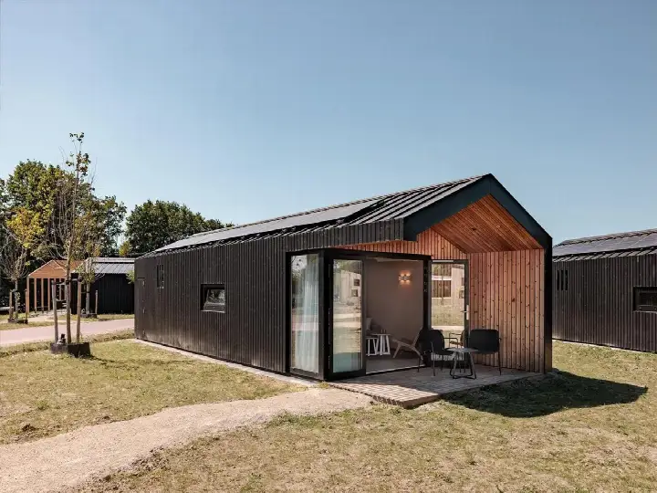 Vrijstaande woning te koop: Buitengronden 7-27, Verspreide huizen Zwartewaal