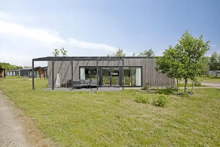 Vrijstaande woning te koop: Buitengronden 7-54, Verspreide huizen Zwartewaal