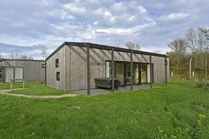 Vrijstaande woning te koop: Buitengronden 7-59, Verspreide huizen Zwartewaal