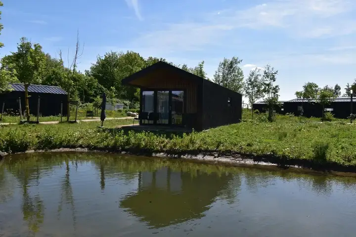 Vrijstaande woning te koop: Buitengronden 7-61, Verspreide huizen Zwartewaal