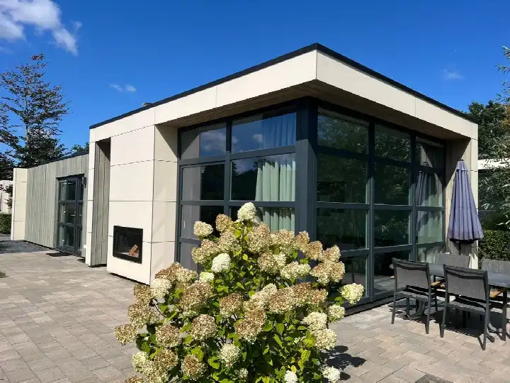 Detached house for sale: Buitenhuizerweg 2-429, Zuid-Spaarndammerpolder Velsen-Zuid