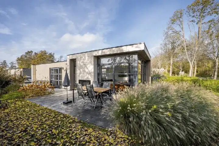 Detached house for sale: Buitenhuizerweg 2-461, Zuid-Spaarndammerpolder Velsen-Zuid