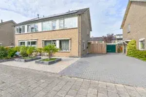 Semi-detached for sale: Buizerdlaan 123, Wolfsbos Hoogeveen