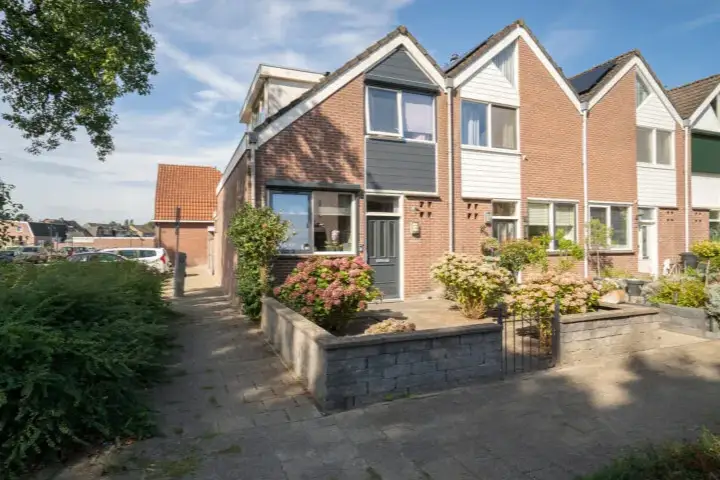 Hoekwoning te koop: Bultsbeekweg 17, Glanerveld Enschede