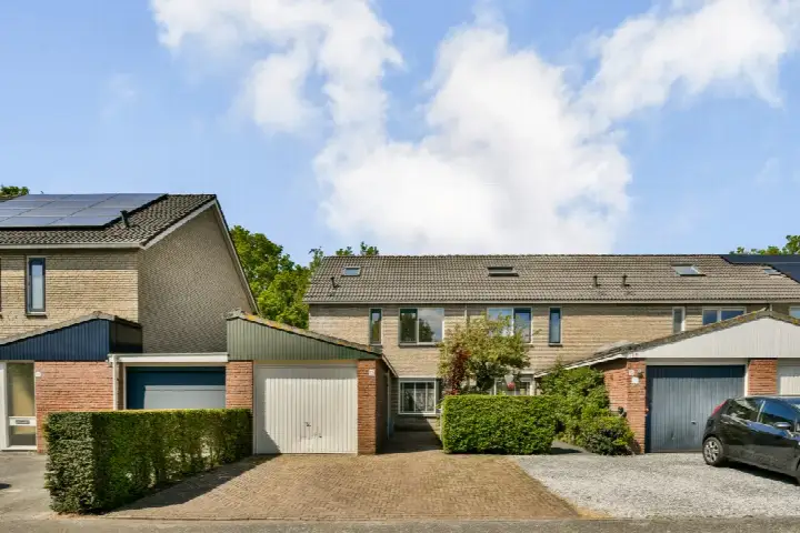 Terraced house for sale: bunt 12, Huizermaat West Huizen