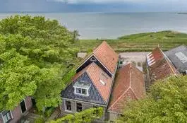 Vrijstaande woning te koop: Buren 18, Gaast Gaast