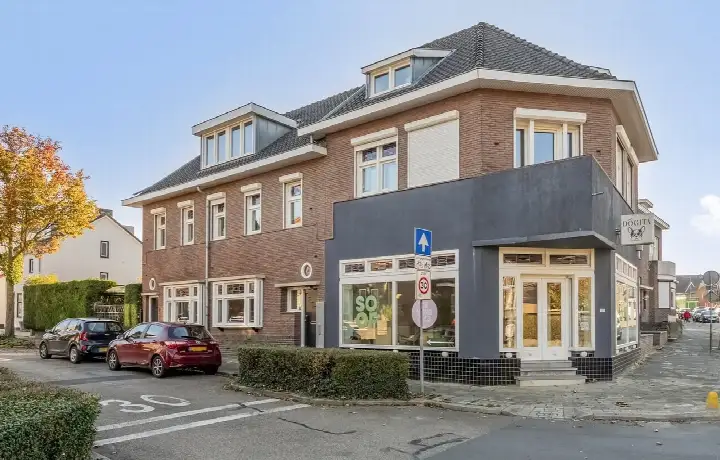 Tussenwoning te koop: Burg. Cremersstraat 27, Nuth Nuth