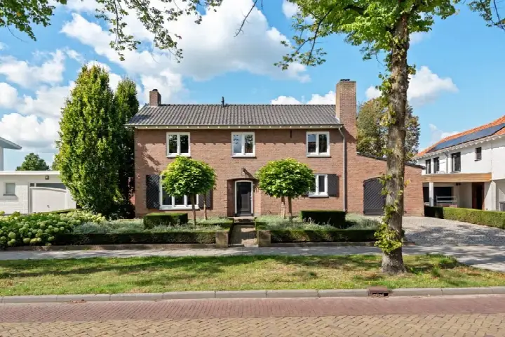 Vrijstaande woning te koop: Burg. de Kuijperlaan 14, Vijverwijk Veghel