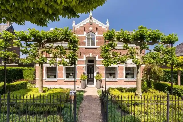 Detached house for sale: Burg Letteweg 19, Oostvoorne Oostvoorne