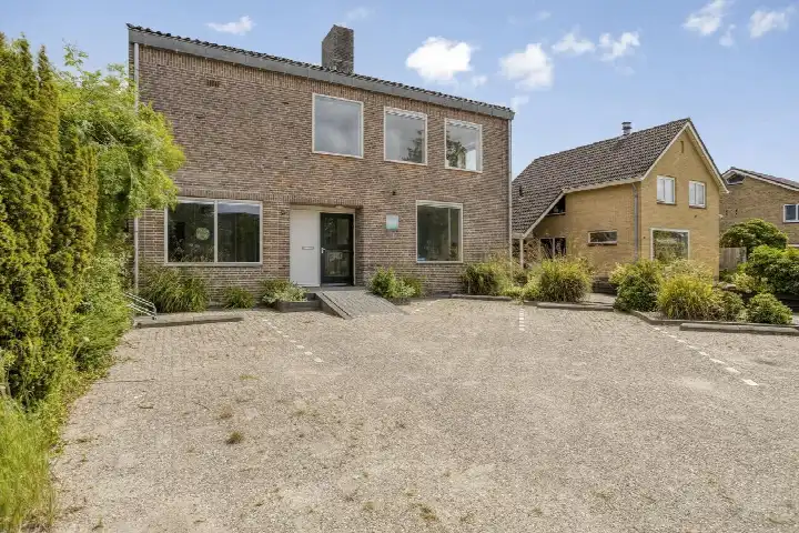 Corner house for sale: Burg. Mijnlieffstraat 47, Kleine Sluis Anna Paulowna