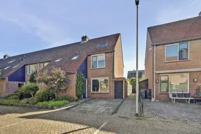 Corner house for sale: Burg.s'Jacoblaan 11, Leersum-Dorp Leersum