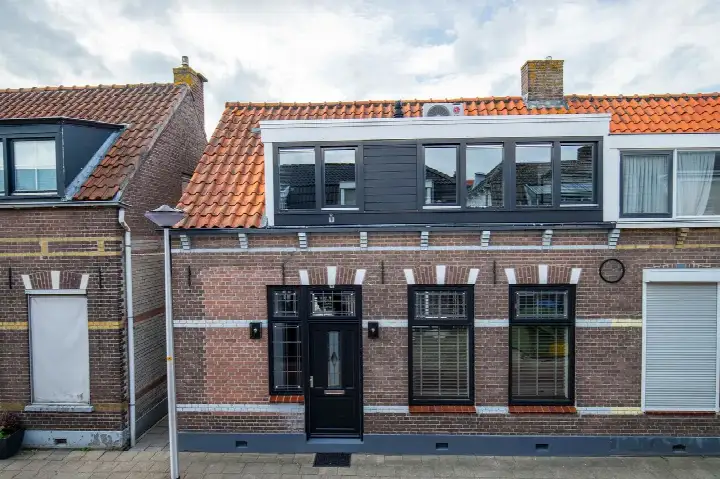 Twee-onder-één-kap te koop: Burg ten Veldestr 32, Genemuiden Noord-Oost Genemuiden
