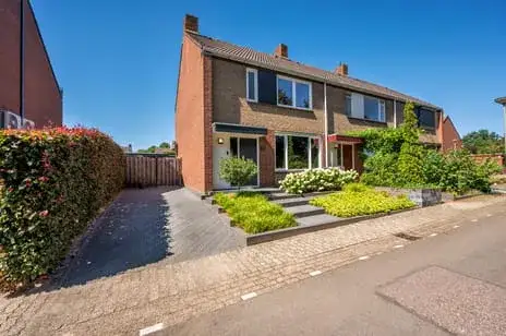 Hoekwoning te koop: Burg van Leentstraat 80, Tuinhaversveld Grubbenvorst