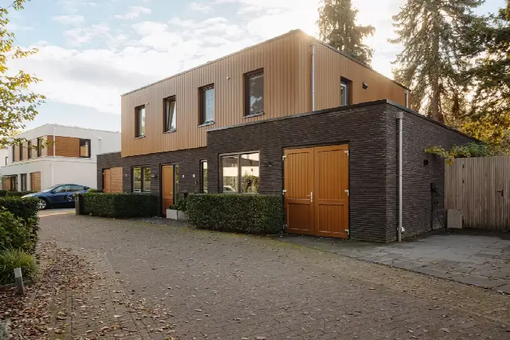 Semi-detached for sale: Burgemeester Bootlaan 15, Trompenberg-Zuid Hilversum