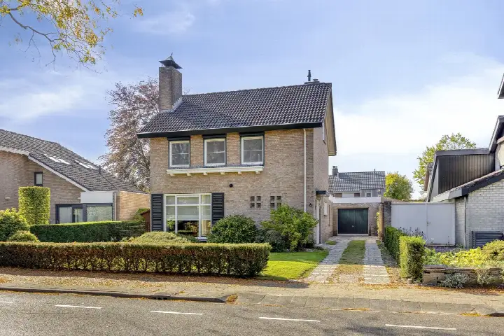 Detached house for sale: Burgemeester De Bekkerlaan 6, Gemert-Oost Gemert
