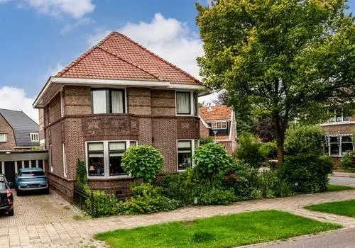 Vrijstaande woning te koop: Burgemeester de Hoopstraat 5, Veendam-Centrum Veendam