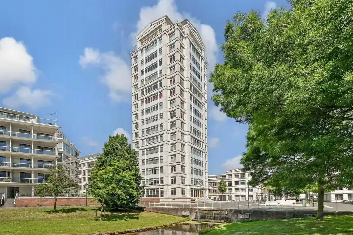 Apartment for sale: Burgemeester De Monchyplein 308, Archipelbuurt 'S-Gravenhage
