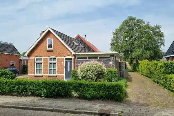 Vrijstaande woning te koop: Burgemeester Drijberweg 36, Hurdegaryp Hurdegaryp