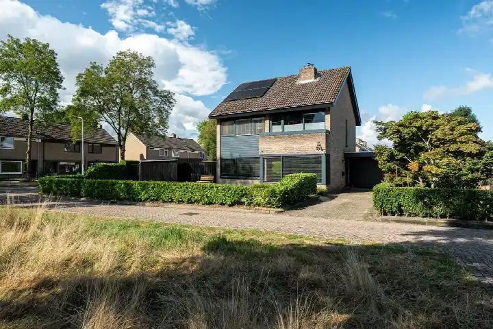 Vrijstaande woning te koop: Burgemeester Drijberweg 68, Hurdegaryp Hurdegaryp