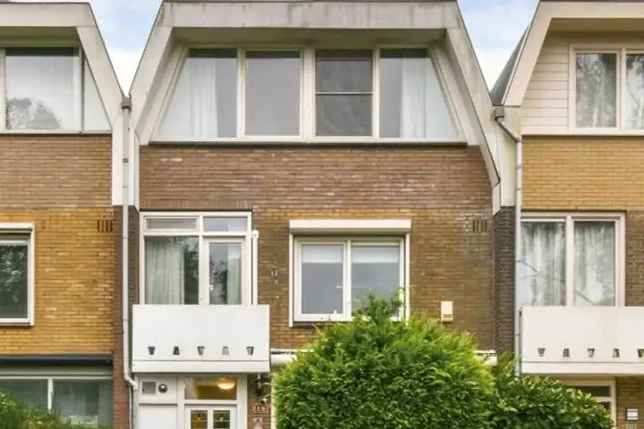 Terraced house for rent: Burgemeester Haspelslaan 218, Elsrijk Oost Amstelveen