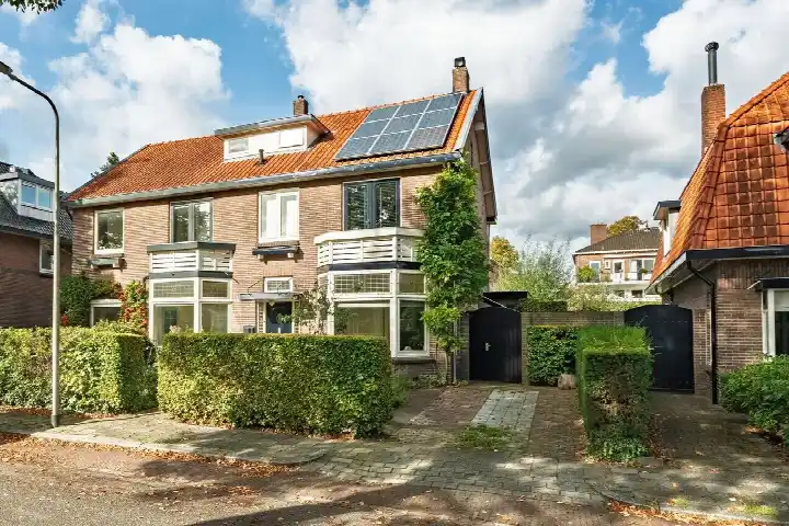 Twee-onder-één-kap te koop: Burgemeester Patijnlaan 102, Patijnpark Zeist
