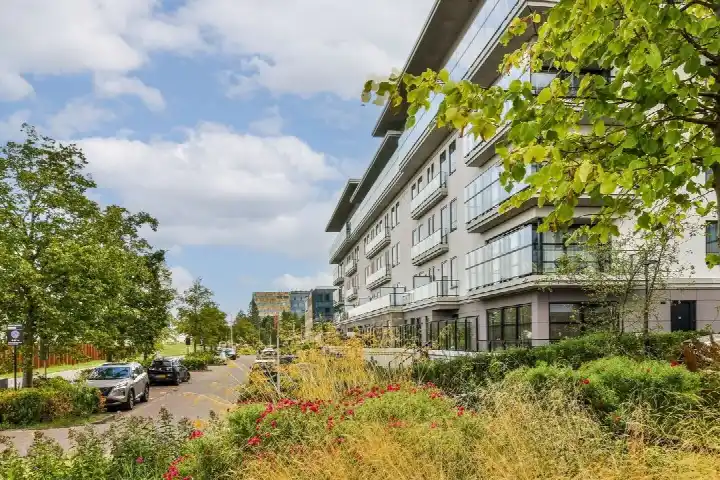 Appartement te koop: Burgemeester Rijnderslaan 204, Van der Leekbuurt Amstelveen