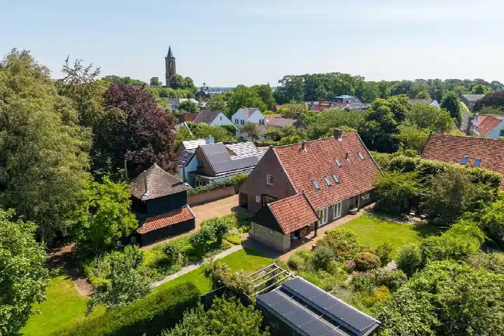 Vrijstaande woning te koop: Burgemeester van den Boschstraat 55, Amerongen-Dorp Amerongen