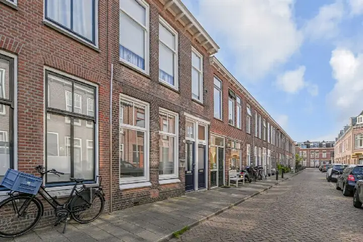 Appartement te koop: Burgemeester van der Werffstraat 35, Geuzenkwartier 'S-Gravenhage