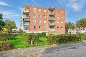 Apartment for sale: Burgemeester Van Gilsstraat 21, Princenhage Breda