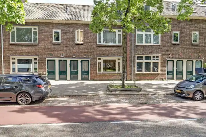 Appartement te koop: Burgemeester van Tuyllkade 89, Schaakbuurt en omgeving Utrecht