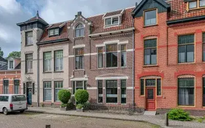 Tussenwoning te koop: Burgemeester Venemastraat 10, Winschoten-Centrum Winschoten