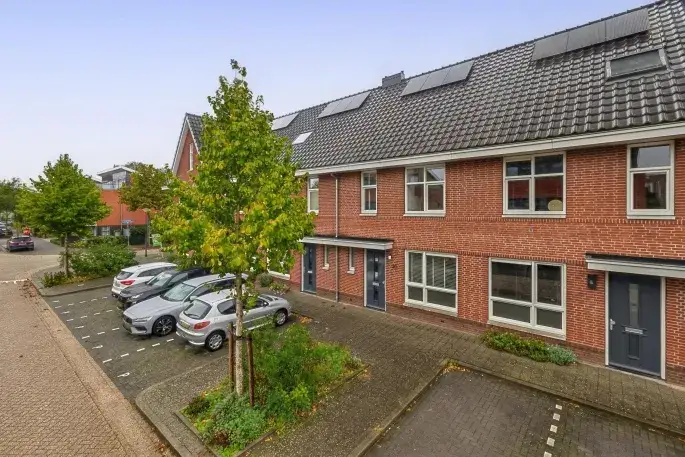 Tussenwoning te koop: Burgemeester Vermeulenstraat 20, Princenhage Breda