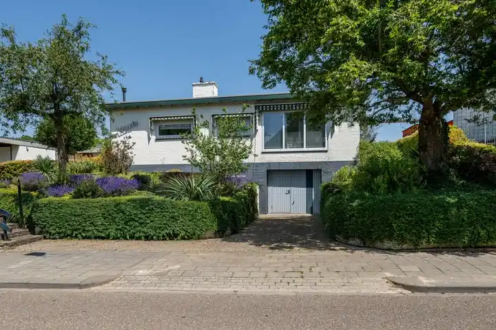 Semi-detached for sale: Burgemeester Visschersstraat 103, Ulestraten Ulestraten