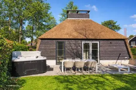 Vrijstaande woning te koop: Burgemeester Peecklaan 8-001, Schoorl met Bregtdorp Schoorl