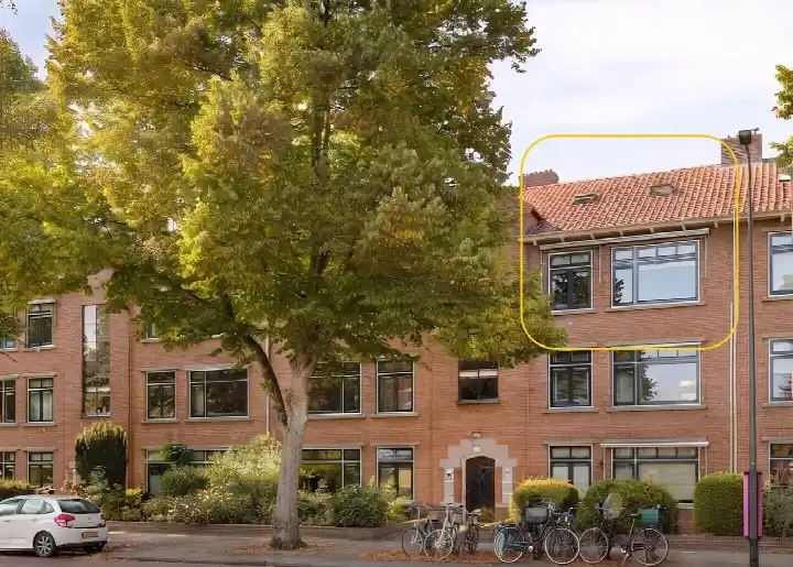 Appartement te koop: Burggravenlaan 39, Burgemeesterswijk Leiden